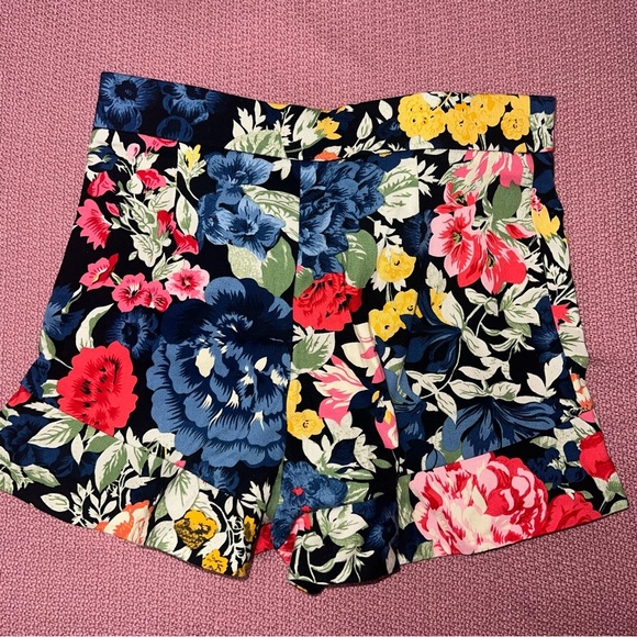 ZARA Trafaluc PRINTED DRAPED‎ TOP FLORAL CROPPED top size XS / shorts size S - Picture 9 of 10